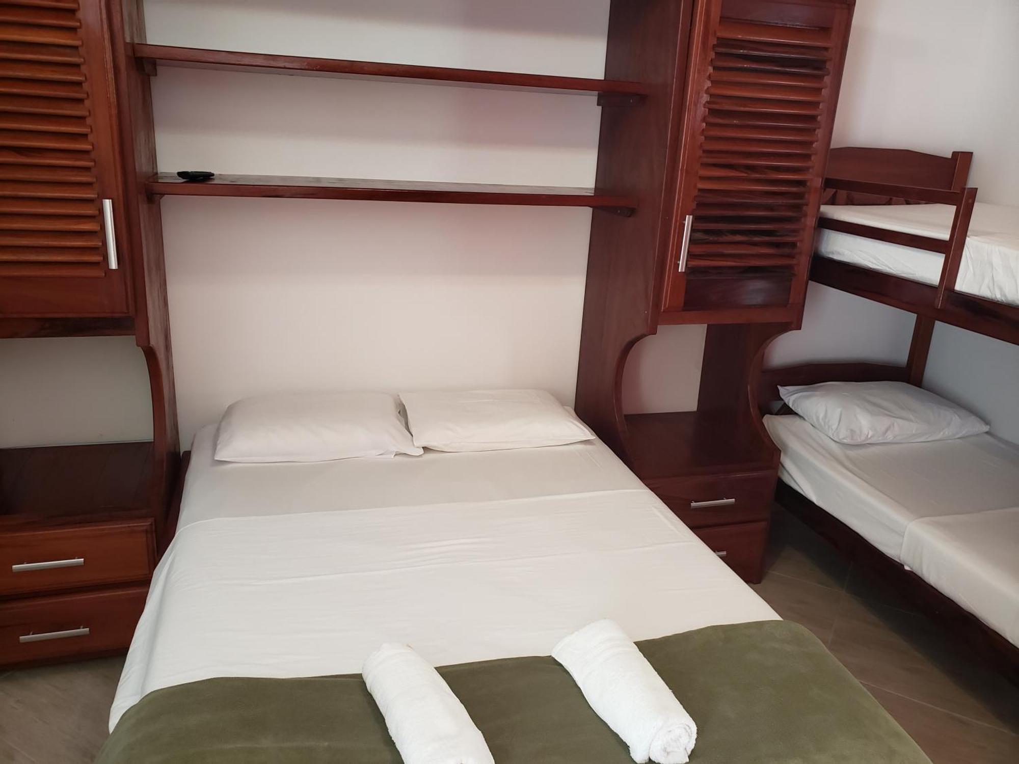 Hospedaria Vitoria Mar Убатуба Екстер'єр фото